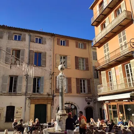 Appartement Charming 1 Bedroom In Historical Center Antibes